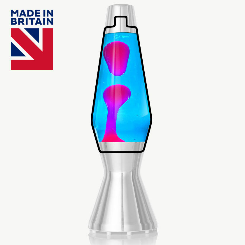 Bouteille de lampe à lave Mathmos Astro avec lave rose et liquide bleu sur fond blanc