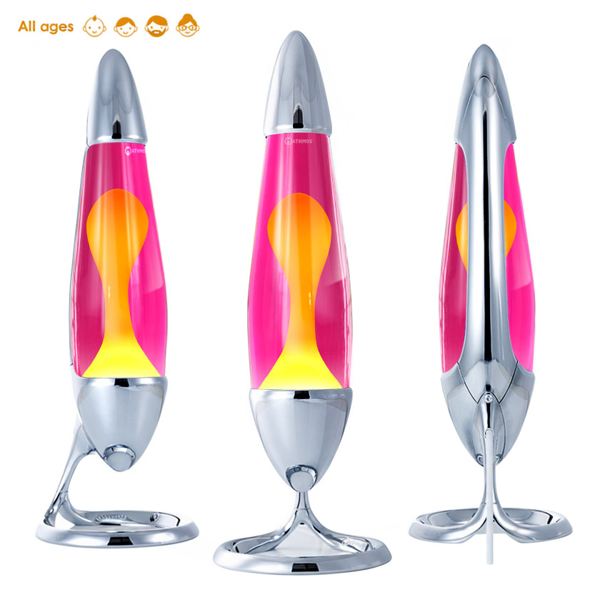 Lampe à lave Mathmos Neo avec corps argenté, liquide rose et lave jaune, vue sous plusieurs angles sur fond blanc